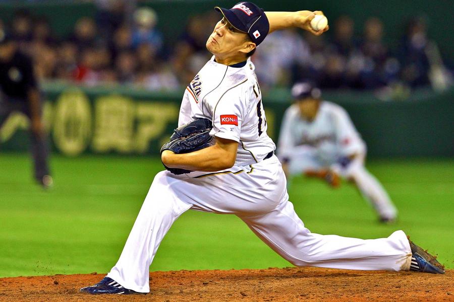 Boston, Massachusetts, USA. 22nd Apr, 2014. (L-R) Masahiro Tanaka