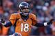 El quarterback de los Broncos de Denver Peyton Manning da instrucciones en la línea, durante el partido del domingo 12 de enero de 2014, frente a los Chargers de San Diego (AP Foto/Charlie Riedel, archivo)