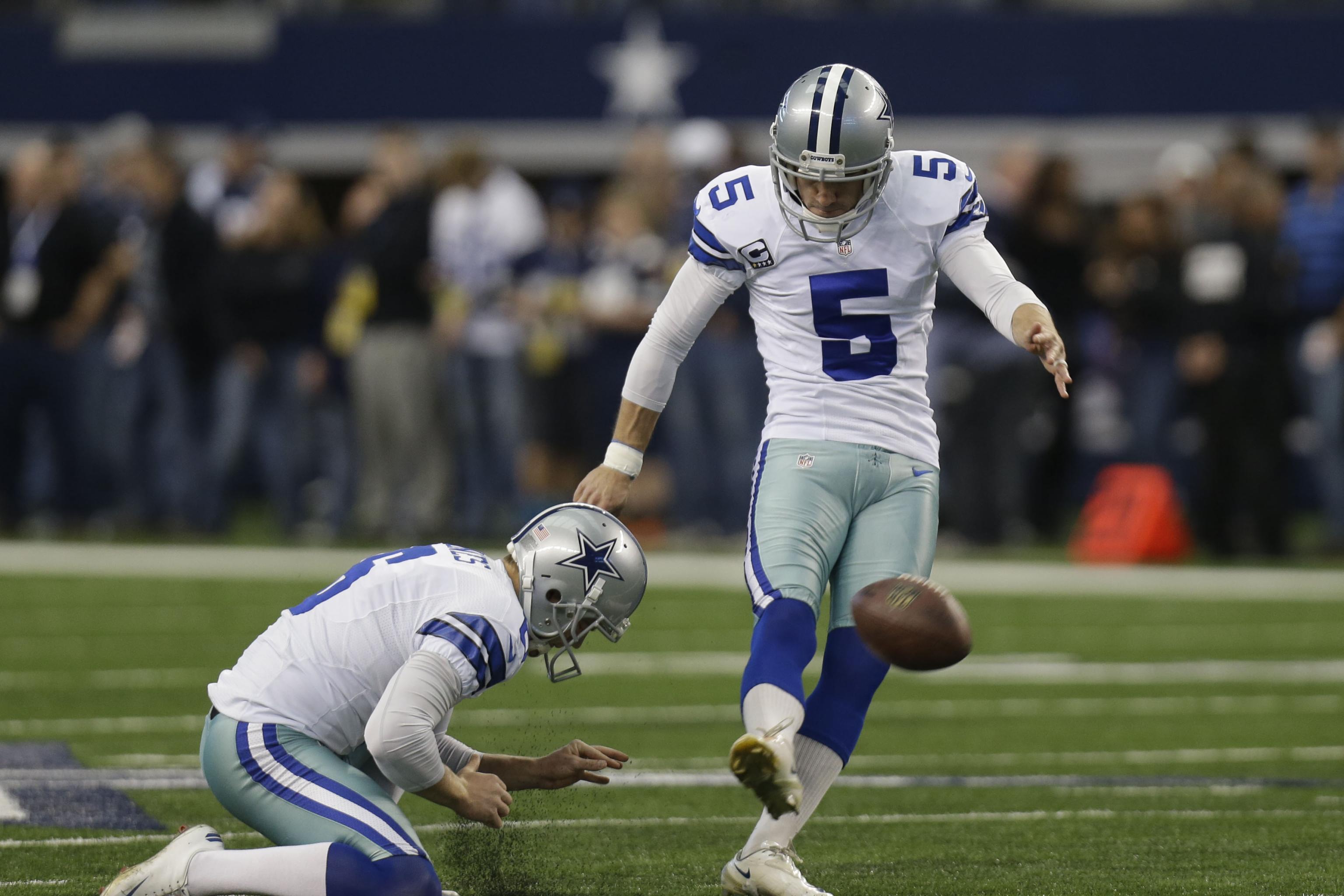 Dan Bailey is kicking like he has money on the other team