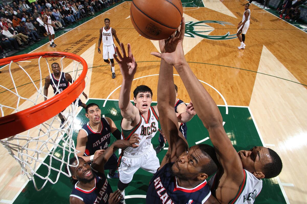 Atlanta Hawks vs. Milwaukee Bucks 1/25/14: Video ...