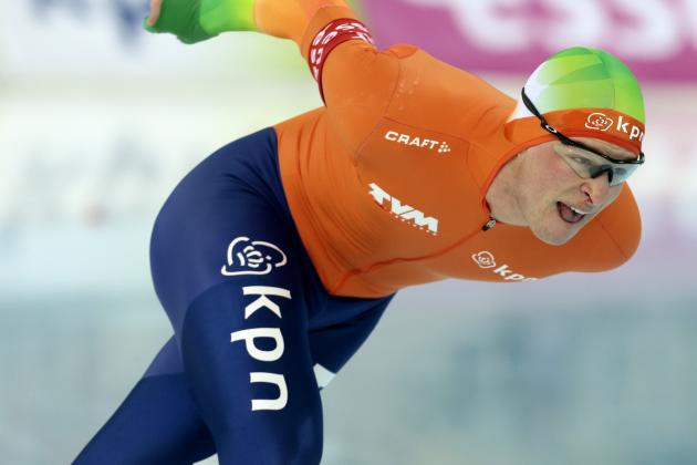 Sven Kramer of the Netherlands skates in the men's 10000 meter race, during the ISU World Single Distances Speed Skating Championships 2013 in Adler-Arena in Sochi, Russia, Saturday, March 23, 2013. (AP Photo/Mikhail Metzel)