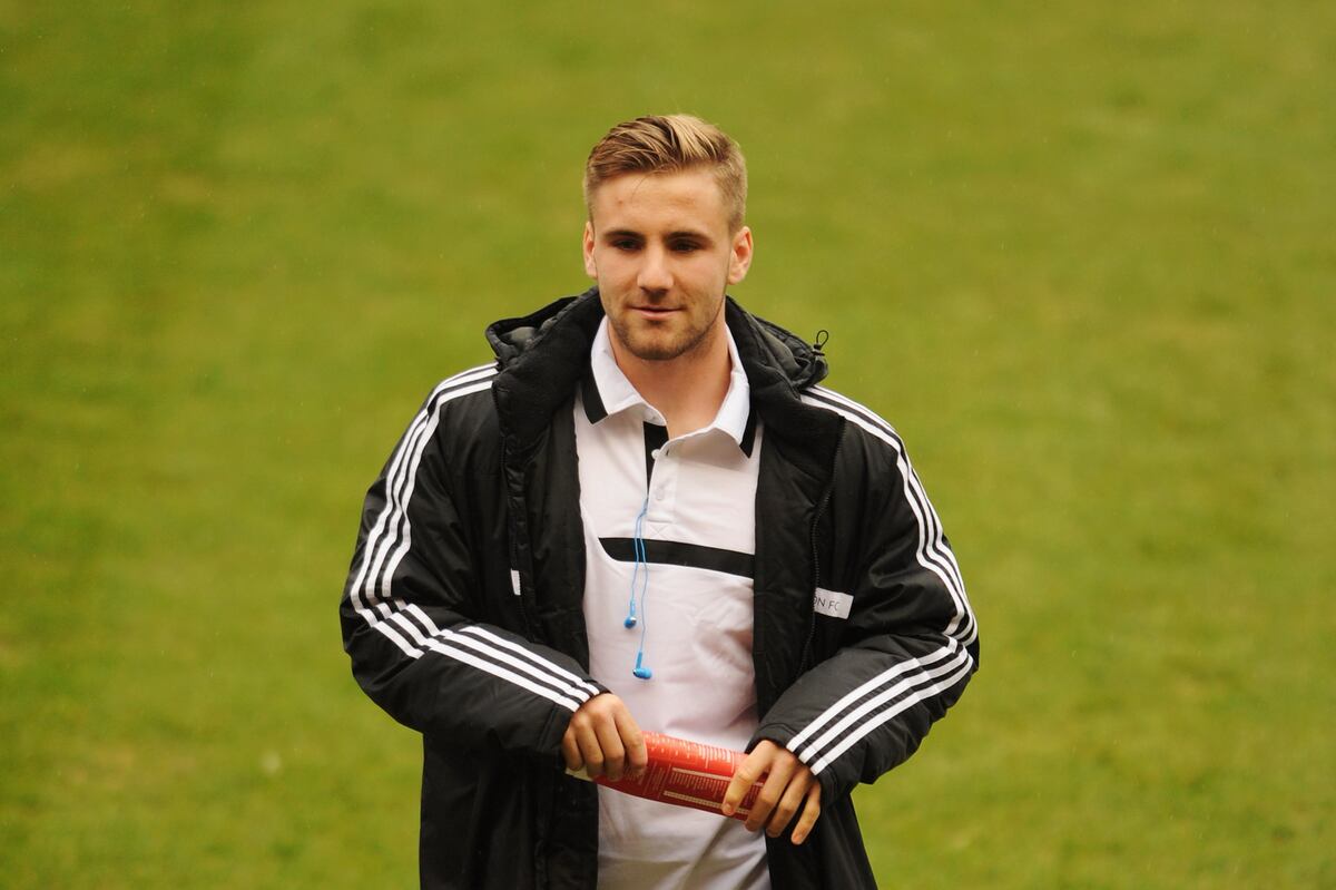 The Luke Shaw Transfer Rumor Mill Whats Really Going On - qigrfh0