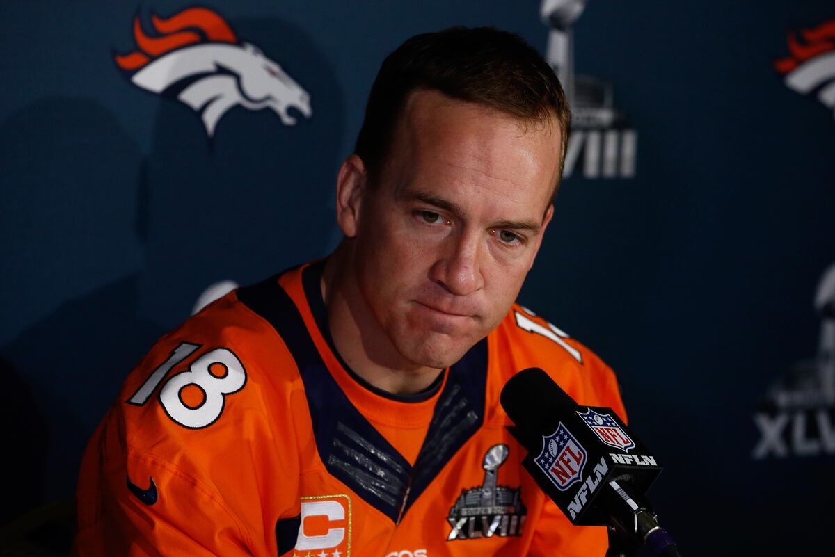 Peyton Manning Retirement Debate Takes over Super Bowl Heading into Big ...