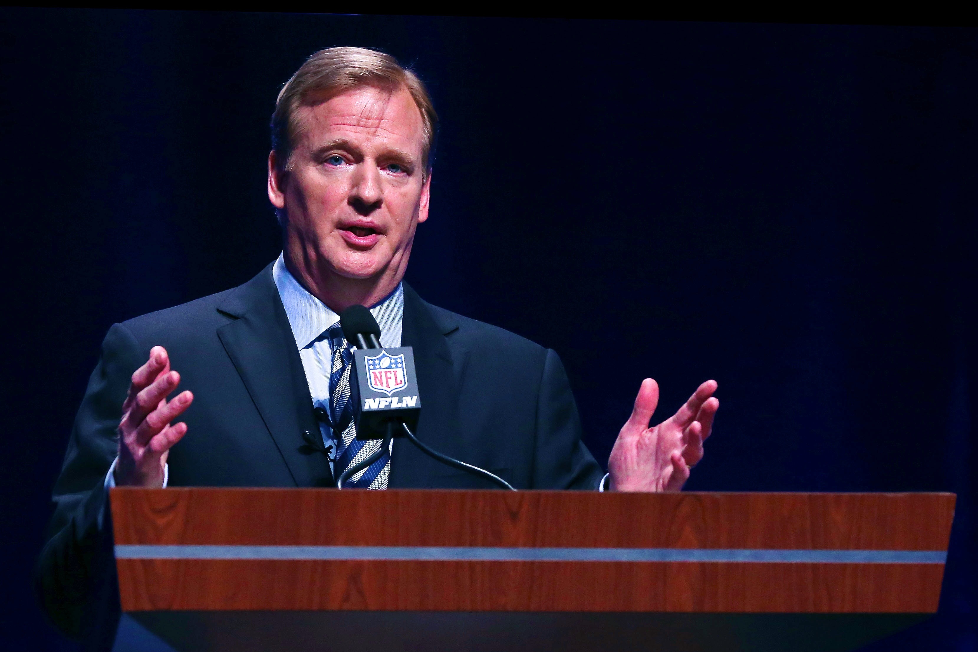 Roger Goodell Claims 9 Out Of 10 Native Americans Support - 