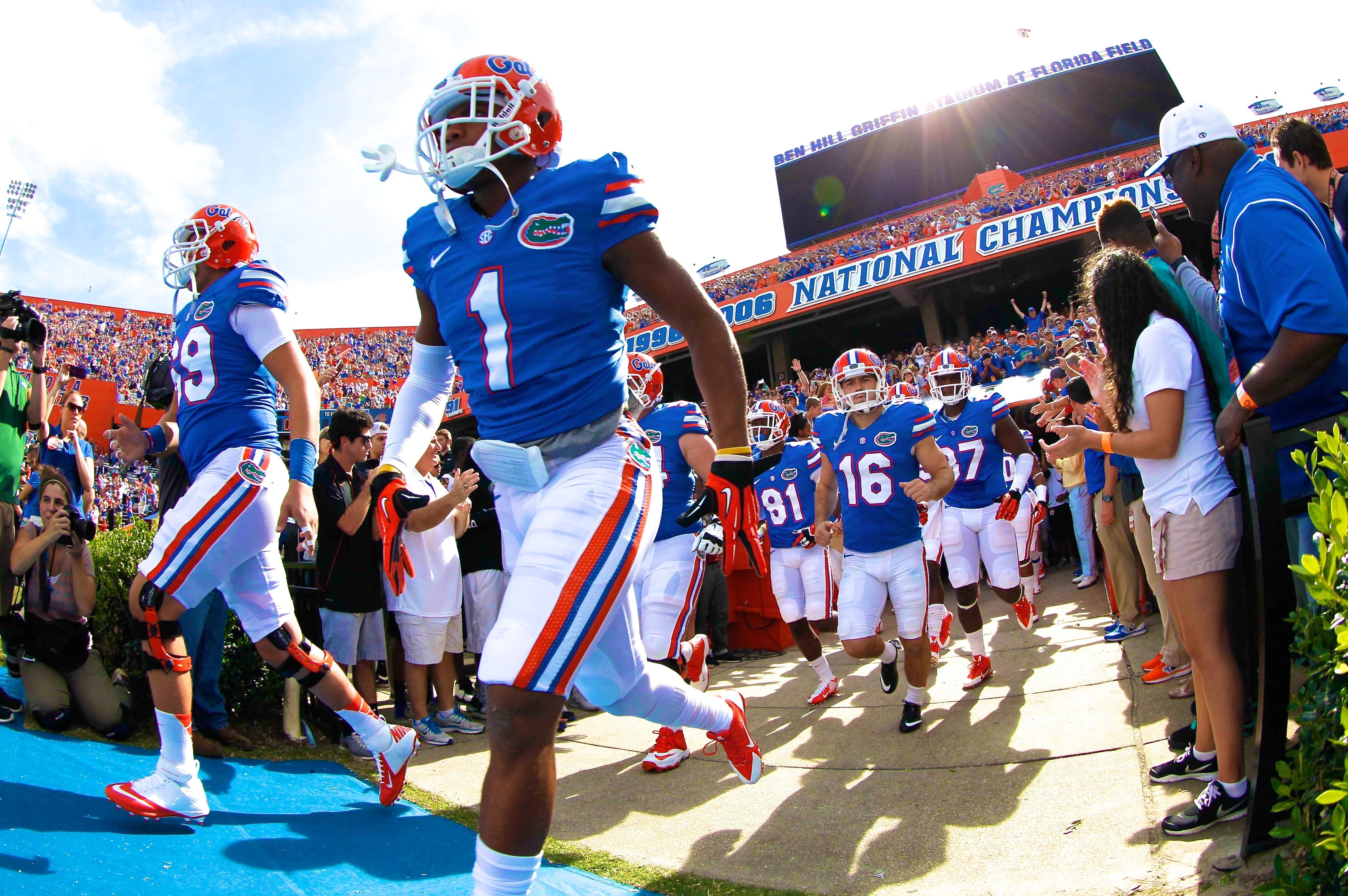 Florida Football: Defense Poised to Help Gators Forget About
