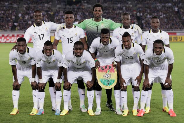 YOKOHAMA, JAPAN - SEPTEMBER 10:  Team Ghana poses for a photo before the international friendly match between Japan and Ghana at International Stadium Yokohama on September 10, 2013 in Yokohama, Japan.  (Photo by Adam Pretty/Getty Images)