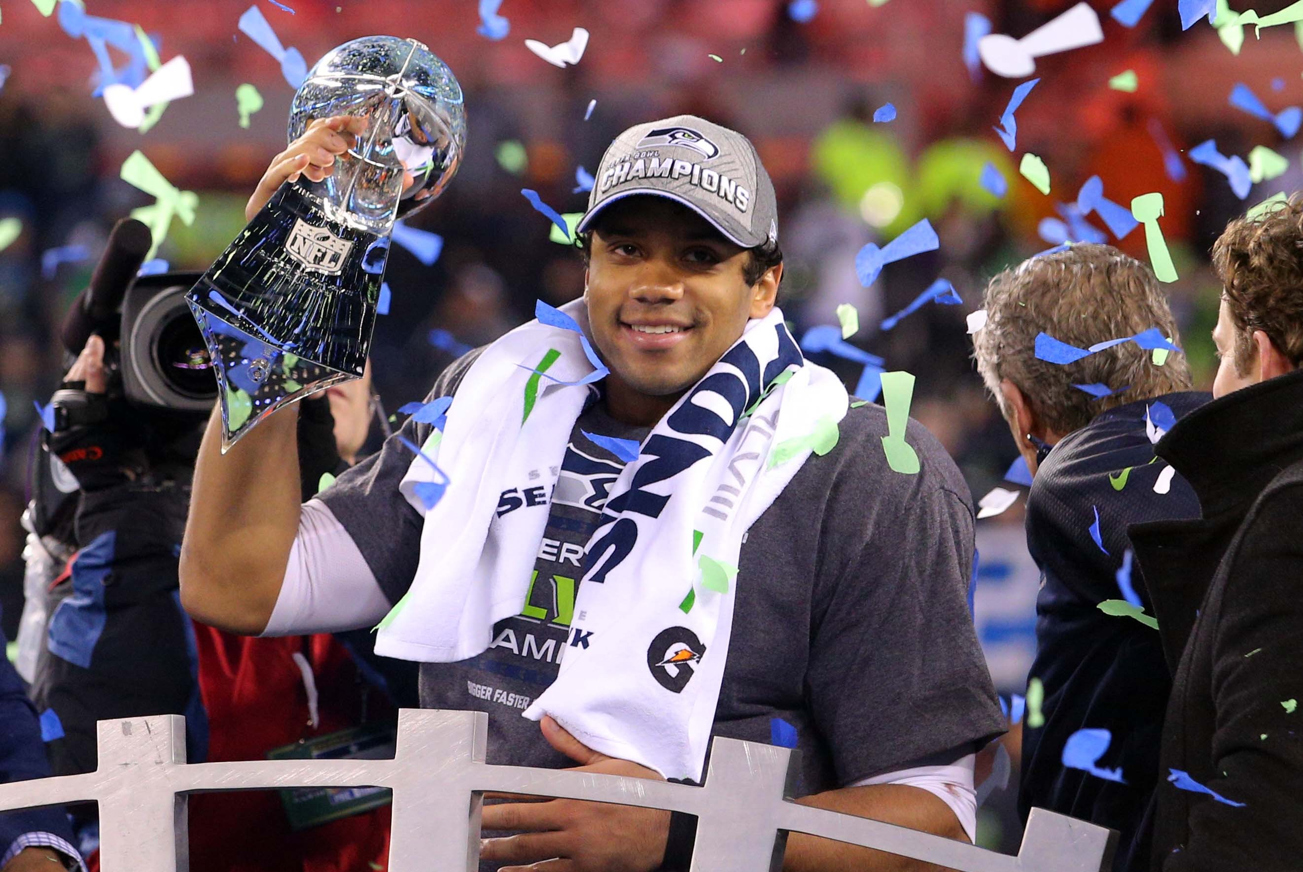 Super Bowl 48 final score: Seahawks dominate Broncos for 43-8 victory -  Pride Of Detroit