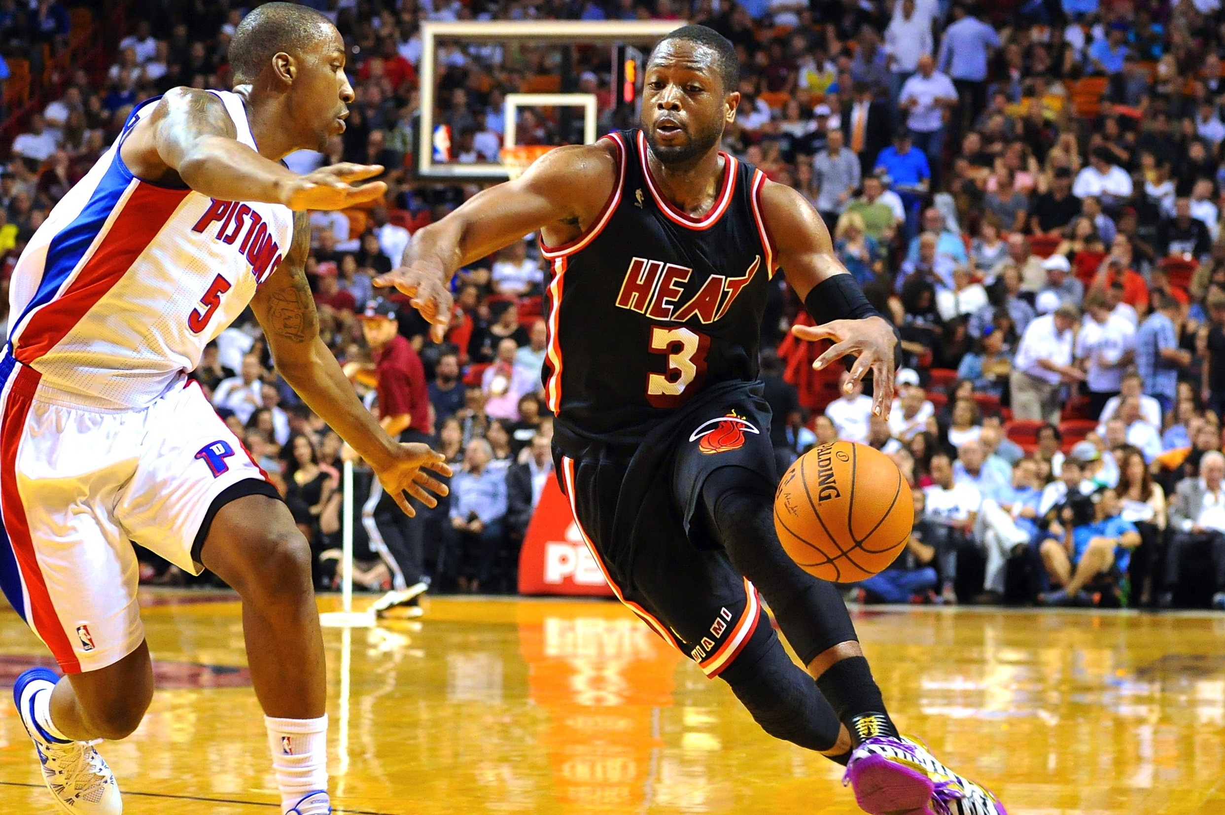 Dwyane Wade, Cooking Again, Has Miami Heat Full of Hope Heading West