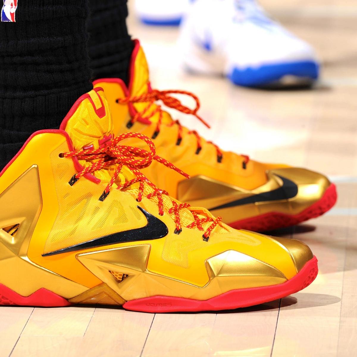 LeBron James Kevin Durant Kobe Bryant Headline List of NBA s