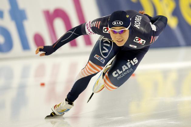 South Korea's Mo Tae-bum on his way to win the men's 1,000 meters race of the speed skating World Cup, in Berlin, Germany, Saturday, Dec. 7, 2013. (AP Photo/Axel Schmidt)