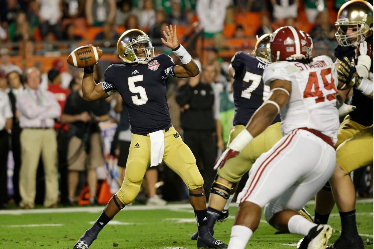 notre-dame-football-quarterbacks-finally-align-with-brian-kelly-s
