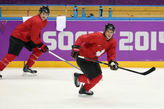 SOCHI, RUSSIA - FEBRUARY 10: (L-R) Chris Kunitz #14 and Sidney Crosby #87 of Team Canada practice on day three of the Sochi 2014 Winter Olympics at Bolshoy Arena on February 10, 2014 in Sochi, Russia.  (Photo by Bruce Bennett/Getty Images)