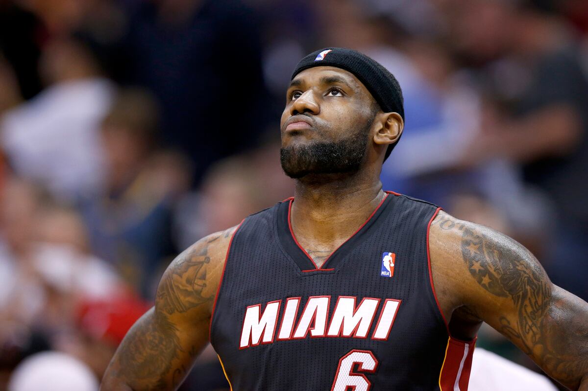 Is LeBron James the Favorite for Defensive Player of the Year? News