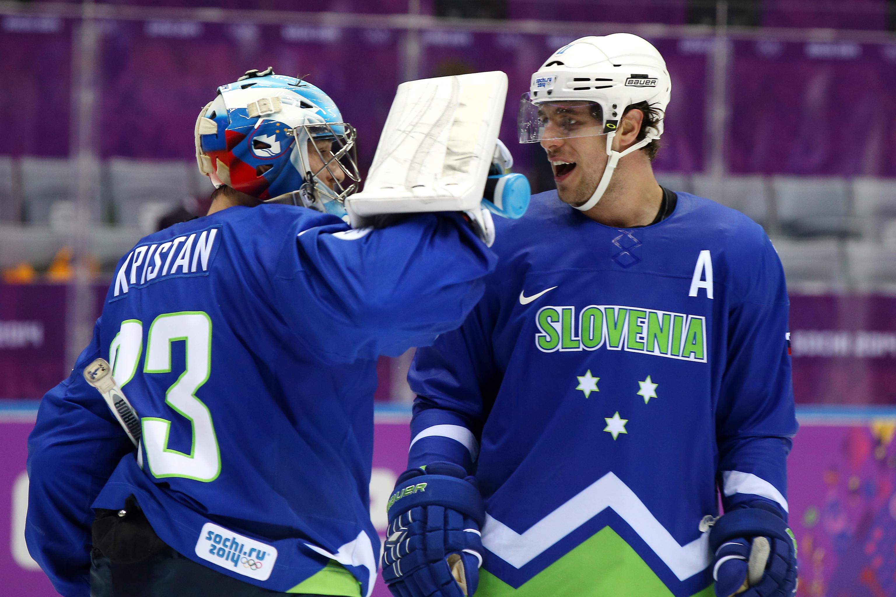 File:Slovenia national hockey team jerseys - 2014 Winter Olympics