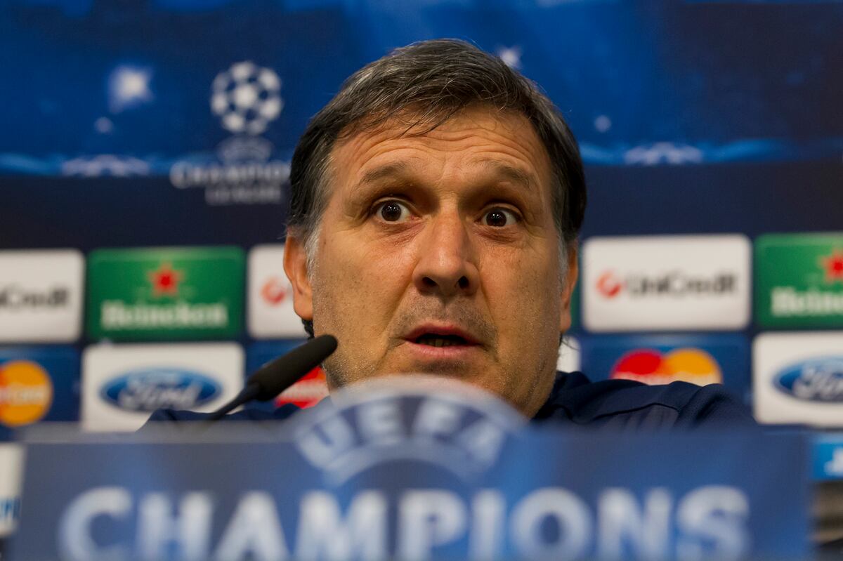 Why Gerardo Martino is Looking to Control Midfield for Barcelona In
