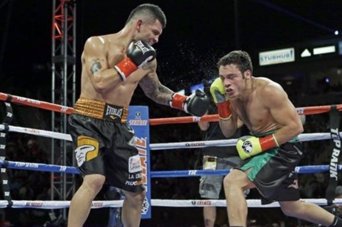 Julio Cesar Chavez Jr Vs Bryan Vera Preview And Prediction For
