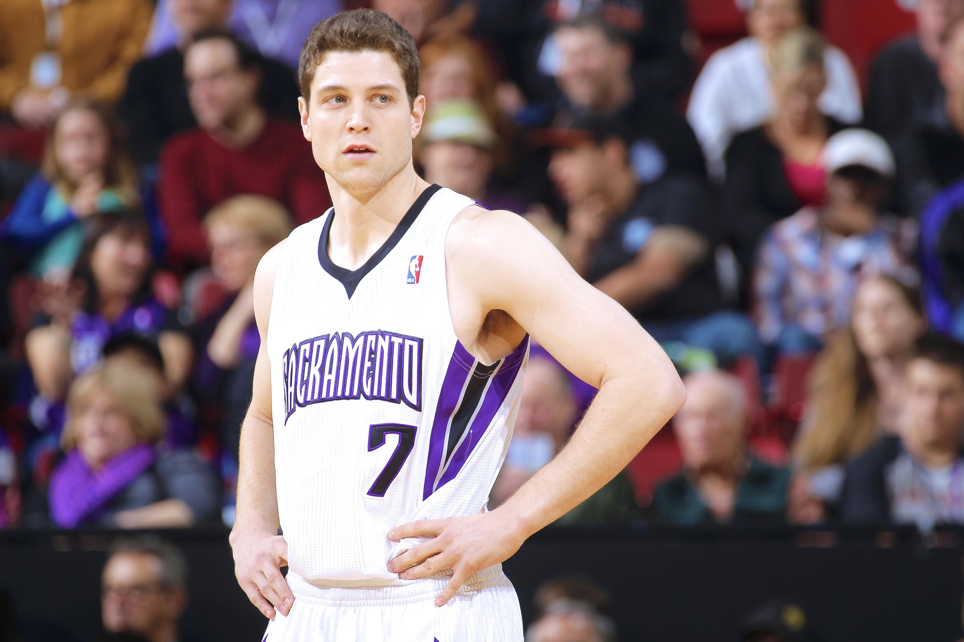 Sacramento Kings trying to buy out Jimmer Fredette's contract