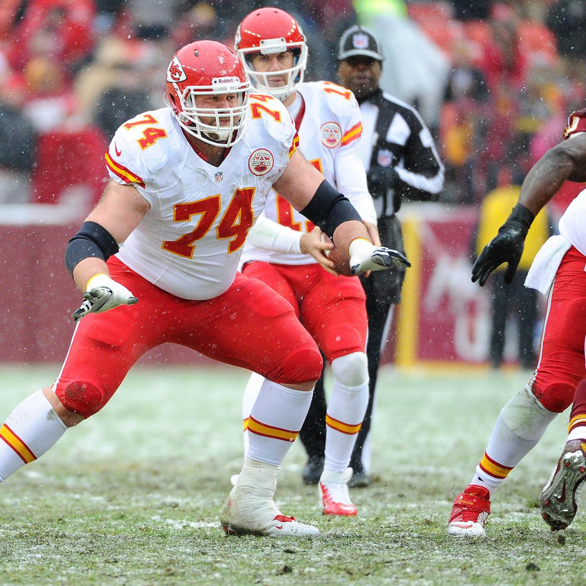 Kansas City Chiefs enter 2014 with new starter next to Derrick Johnson at  inside linebacker - Arrowhead Pride