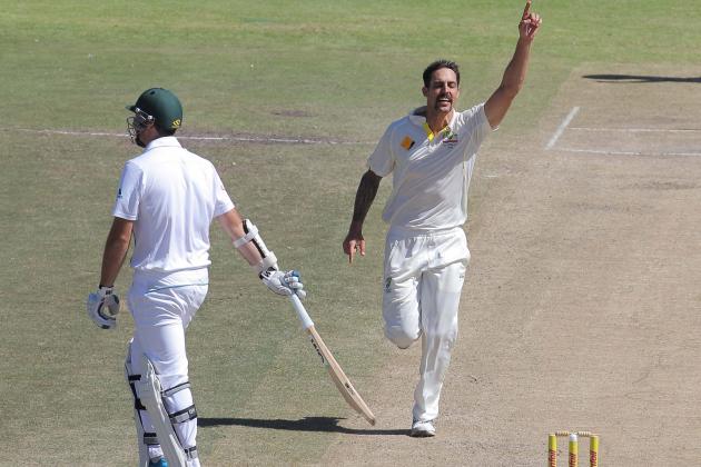CAPE TOWN, SOUTH AFRICA - MARCH 04: Mitchell Johnson of Australia gets the wicket of Graeme Smith during day 4 of the 3rd Test match between South Africa and Australia at Sahara Park Newlands on March 04, 2014 in Cape Town, South Africa. (Photo by Carl Fourie/Gallo Images)