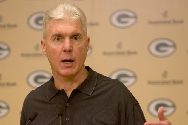 Green Bay Packers' general manager Ted Thompson talks about his decision to fire head football coach Mike Sherman during a news conference, Monday, Jan. 2, 2006, in Green Bay, Wis.,  a day after finishing their worst season in 15 years. (AP Photo/Mike Roemer)