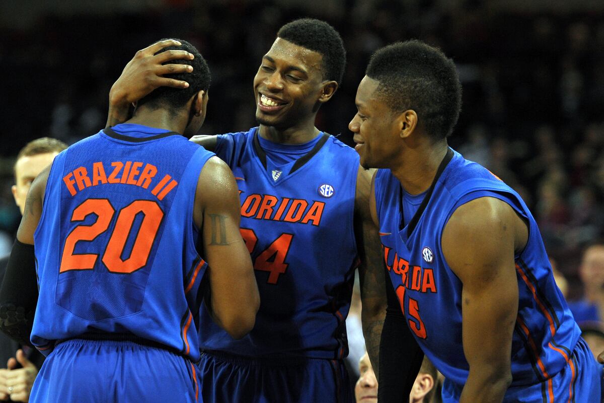 NCAA Bracket 2014 Highlighting Favorites and Cinderella Teams for