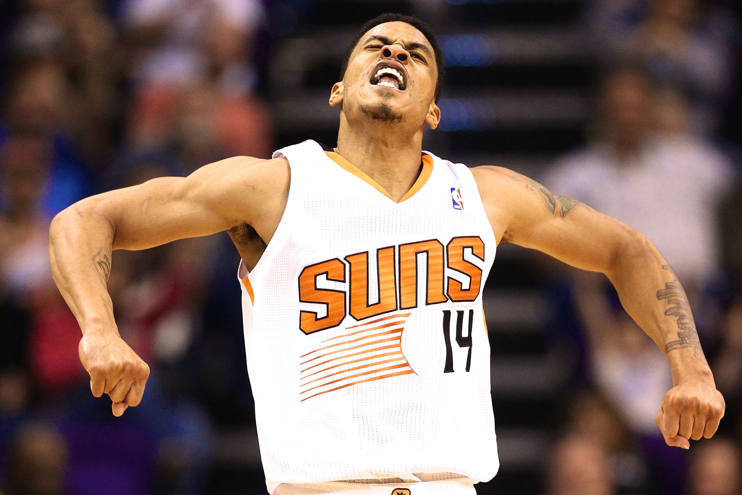 Indiana Pacers acquire Luis Scola for Gerald Green, Miles Plumlee, future  draft pick