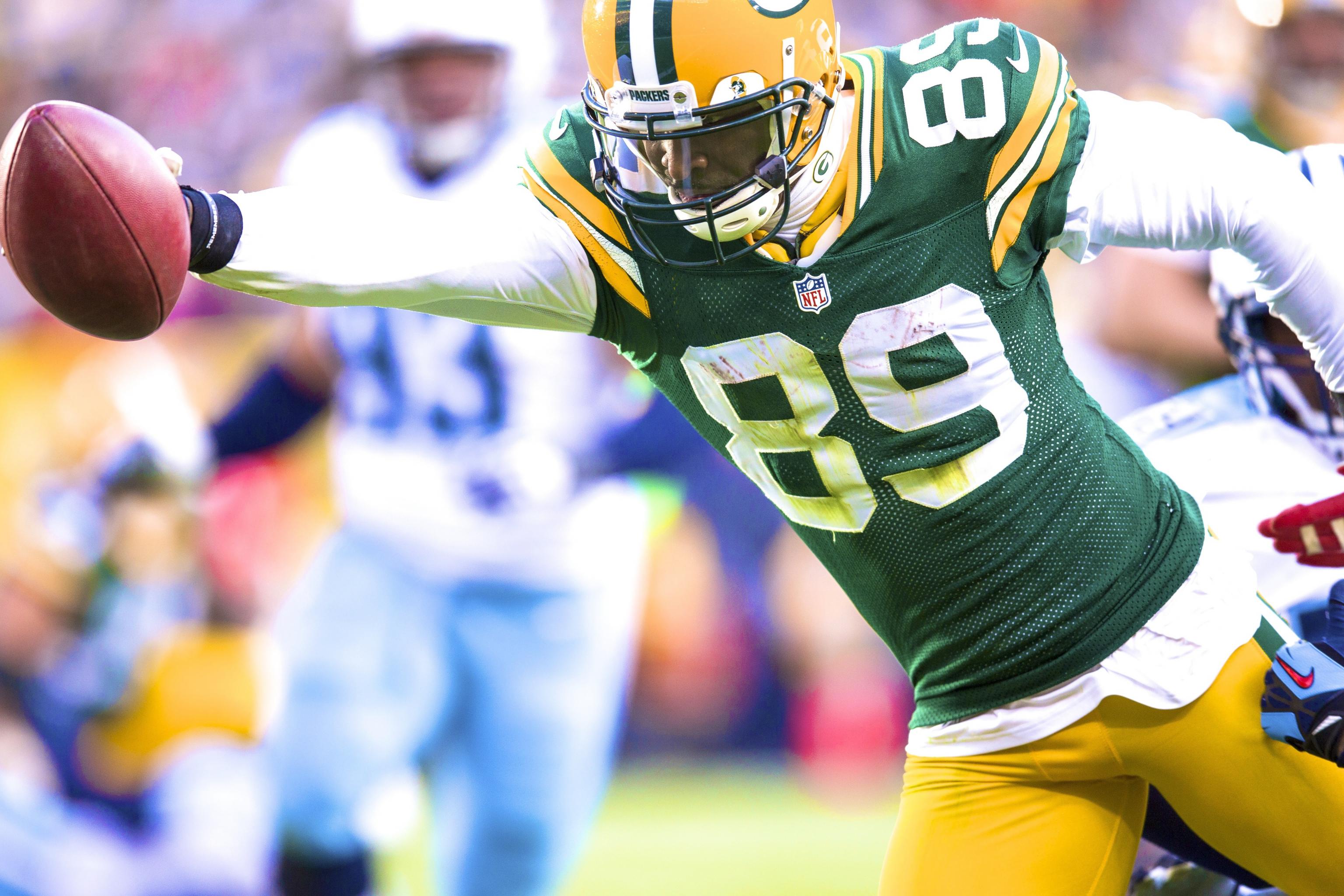 Oakland Raiders Sign James Jones: Former Packer Gets Three-Year Contract -  Acme Packing Company