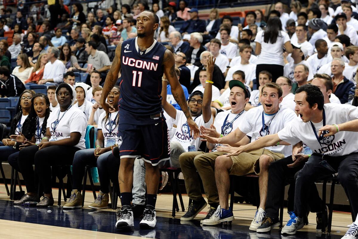 Connecticut vs. Saint Joseph's Betting Line, March Madness Analysis
