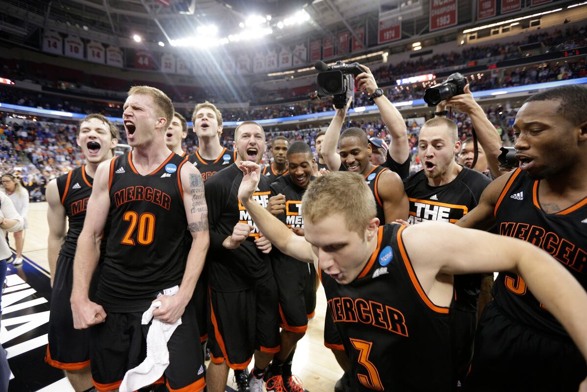 NCAA Basketball Scores 2014 Results and Analysis from Friday's Top