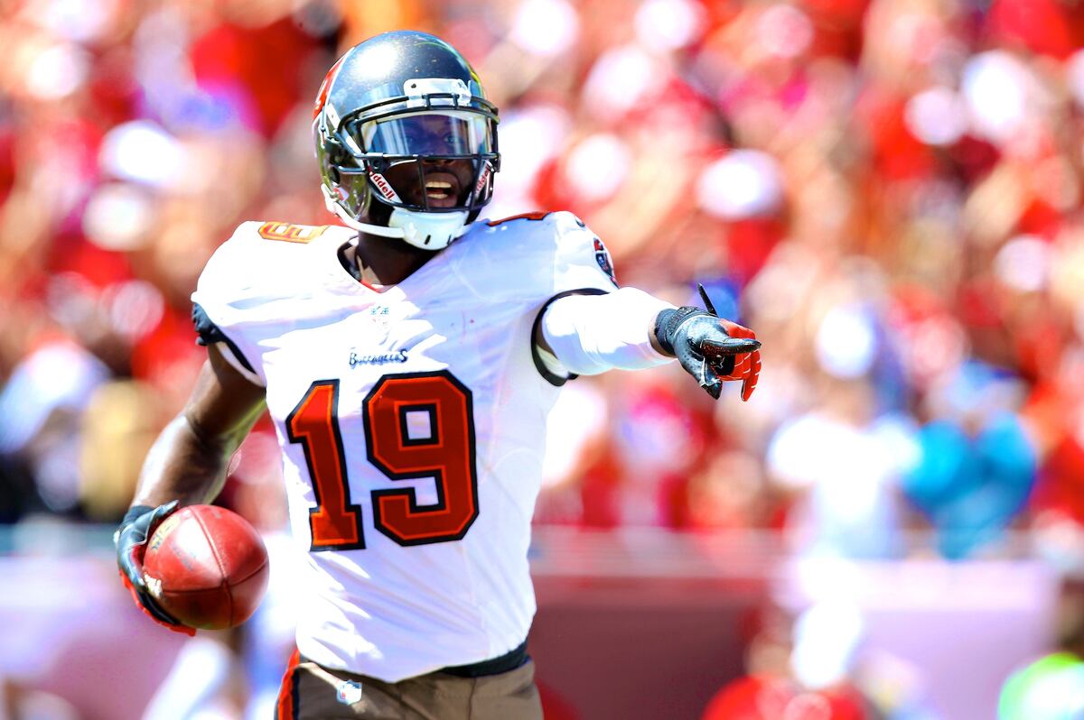 mike williams stabbed latest details updates on buccaneers wr s mike williams stabbed latest details updates on buccaneers wr s