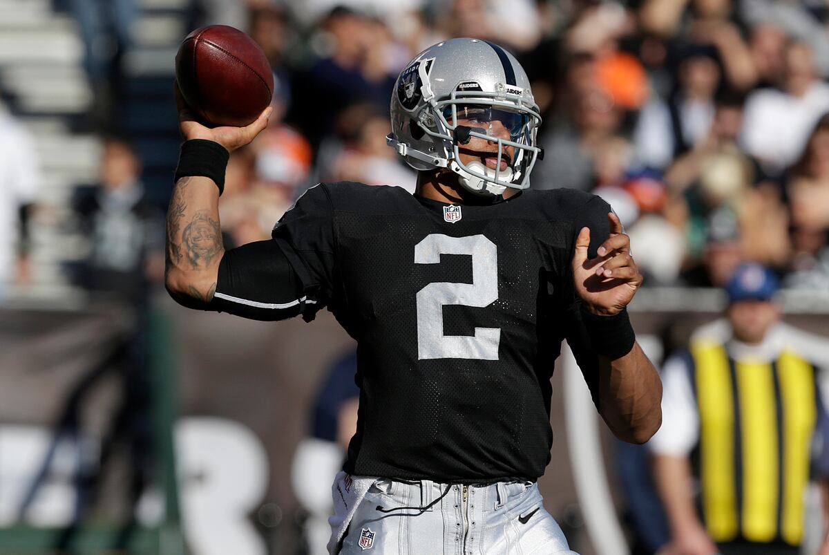 Terrelle Pryor Smart to Reportedly Request a Trade from the Oakland ...
