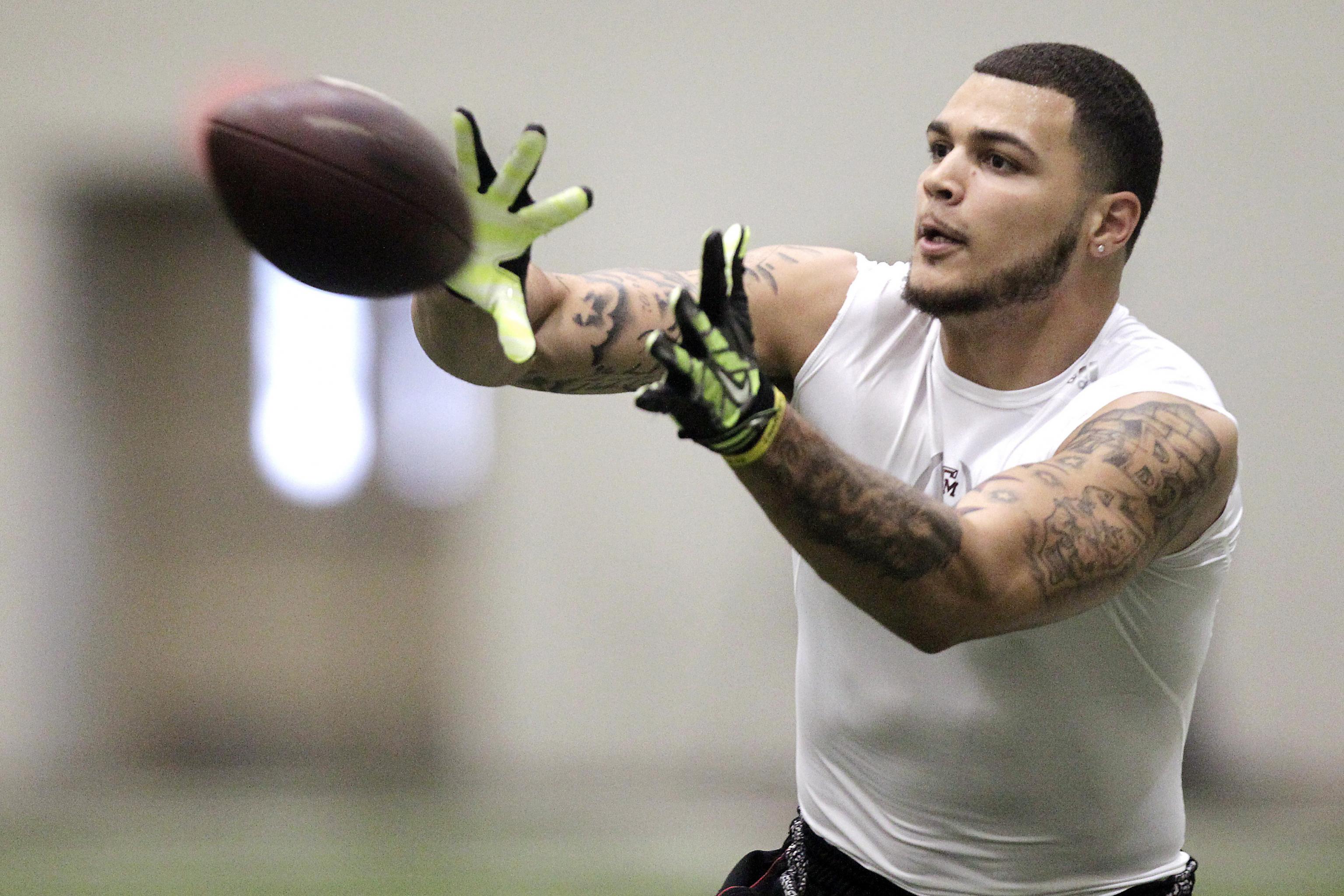 Texas A&M quarterback Johnny Manziel dazzles at his pro day