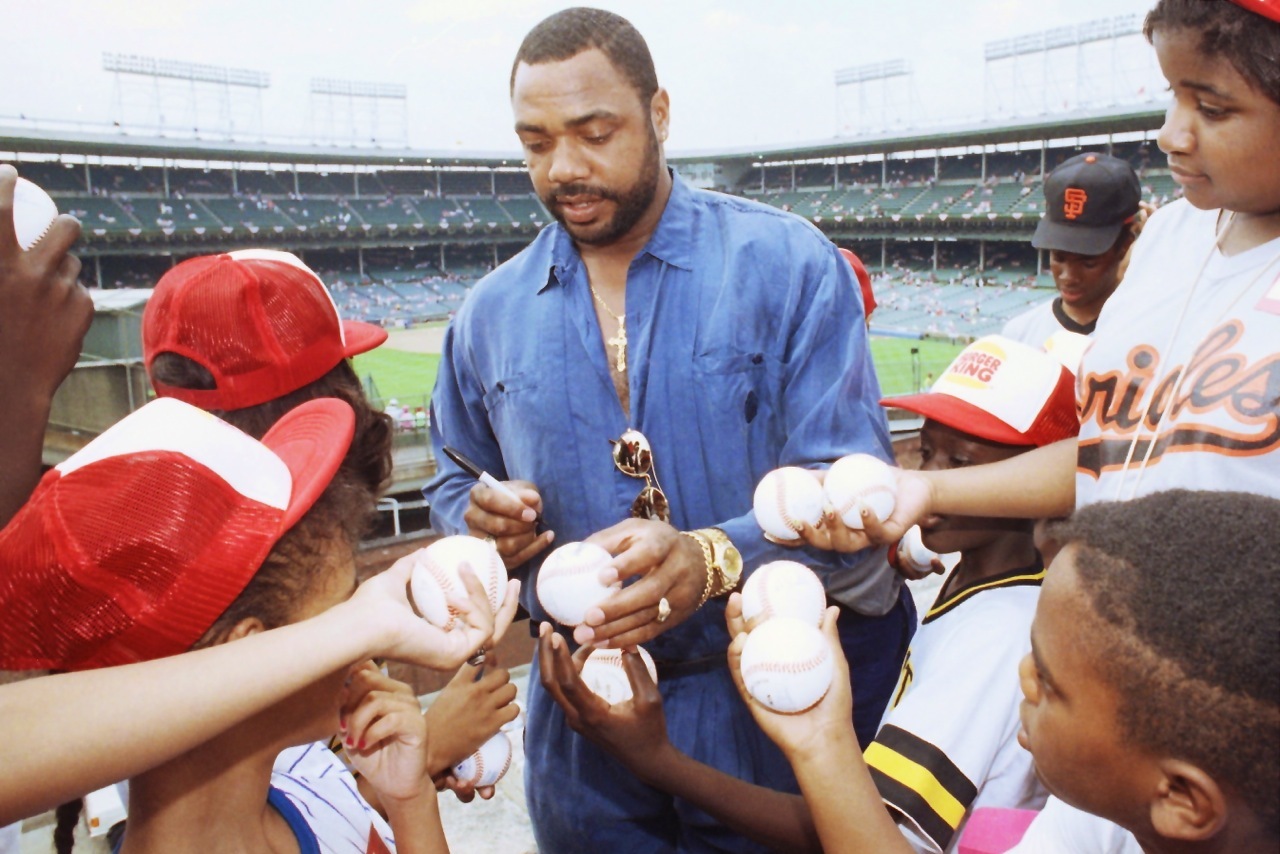 Dave Parker Fights Parkinson's and Makes Peace with His Baseball