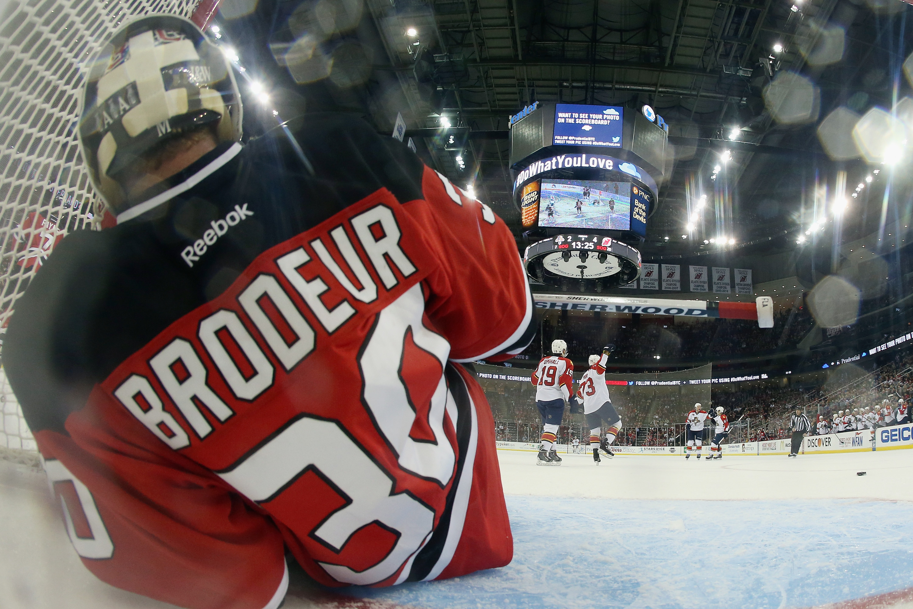 NHL free agency: Corey Crawford 'devastated' before Devils deal