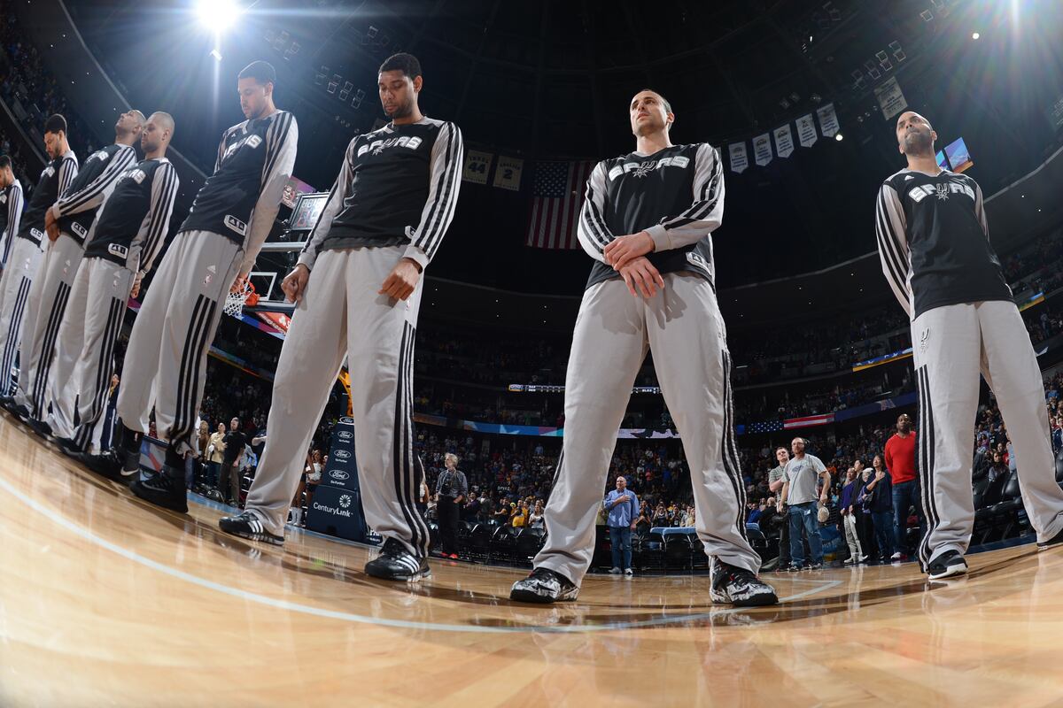 San Antonio Spurs' 19th Straight Win Nets 4th Division Title in a Row