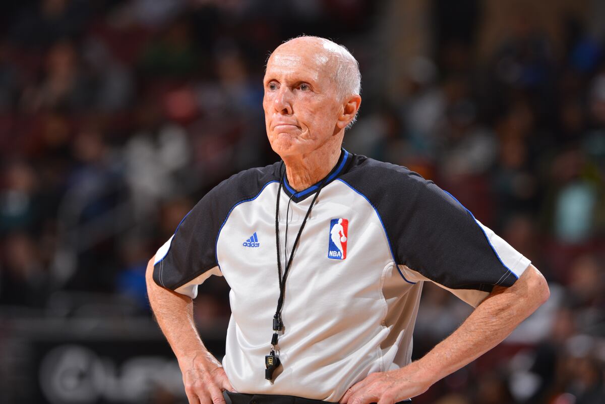 How to become an nba referee picture