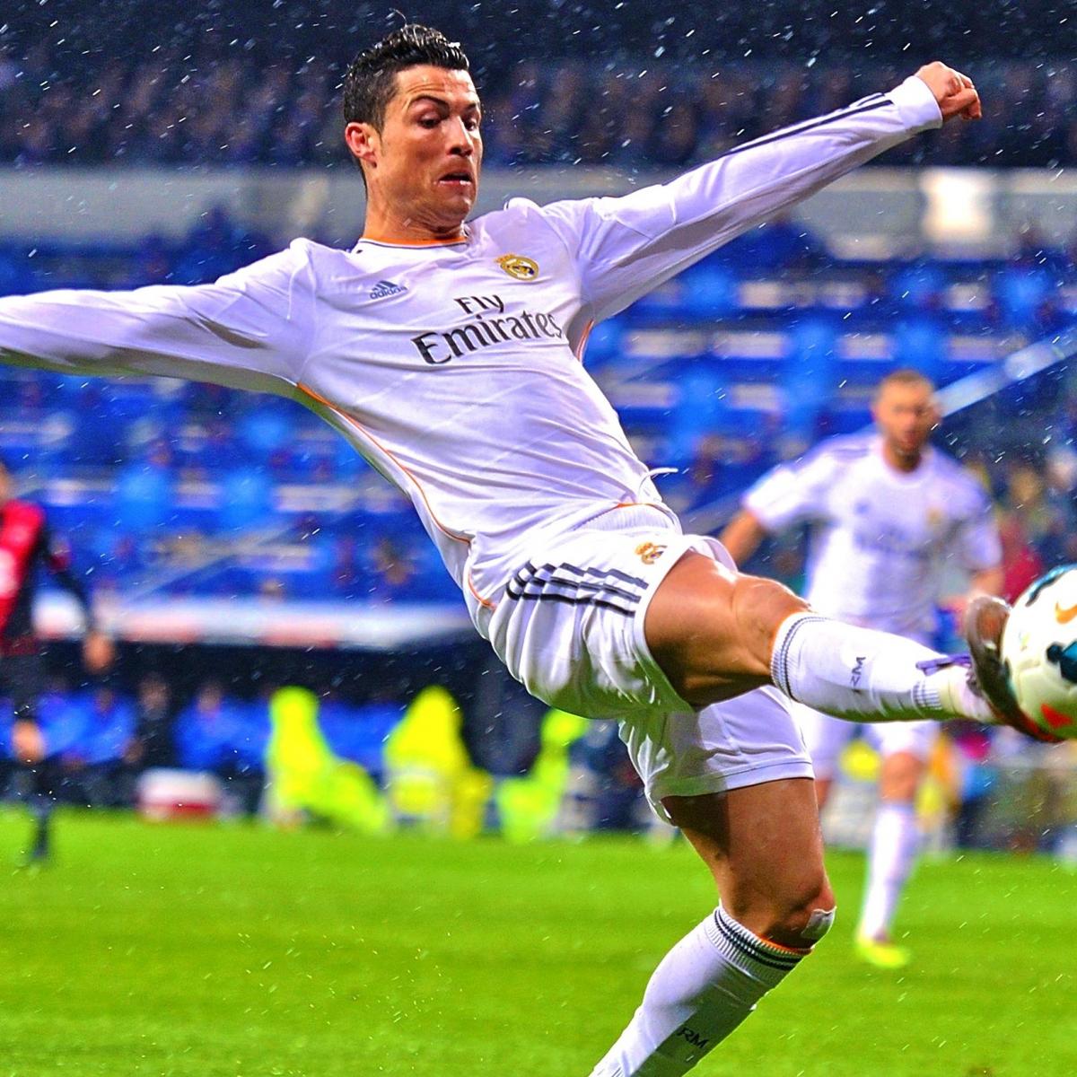 Cristiano Ronaldo Injury: Updates on Real Madrid Star's Knee and Return ...