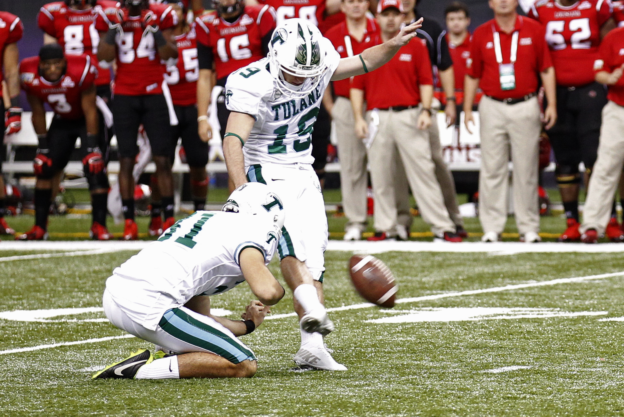 Tulane alum Cairo Santos embodies determination in Chicago • The