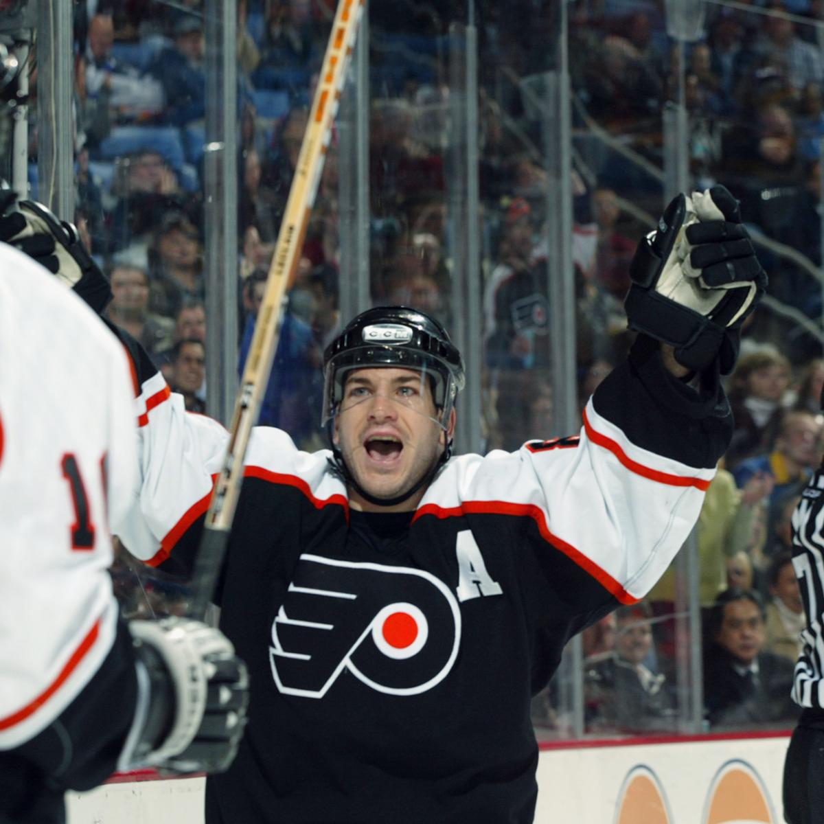 Philadelphia Flyers on X: Nothing but Brotherly Love for our captain.   / X