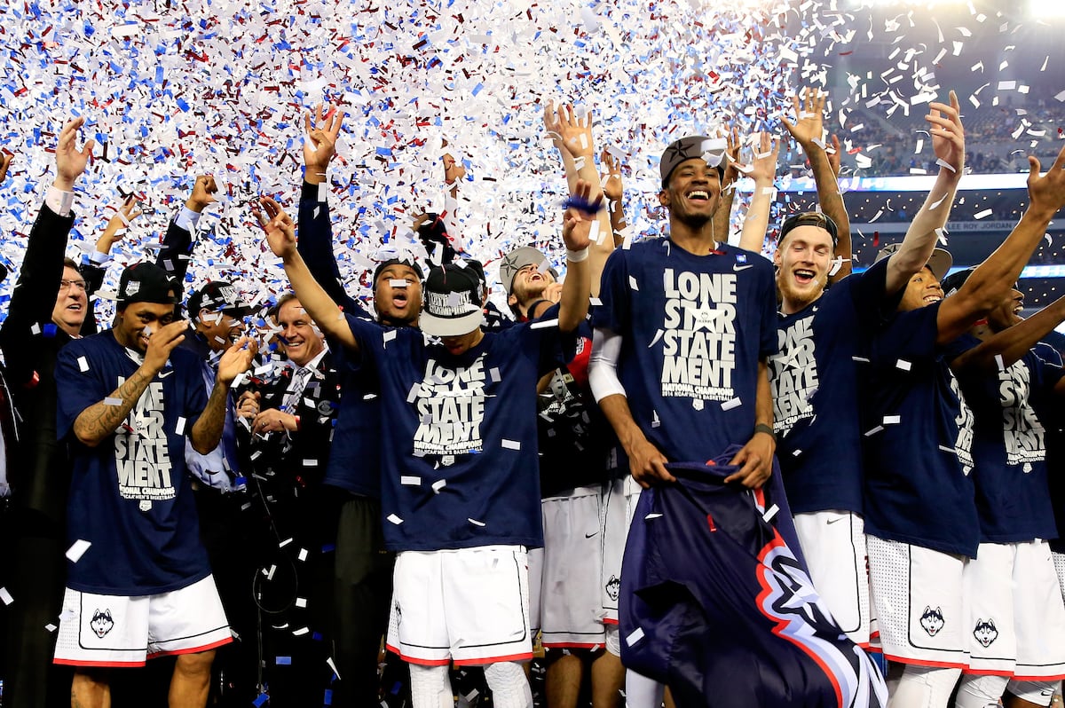 NCAA CHAMPIONSHIP GAME FINAL SCORES HISTORY visual data 3