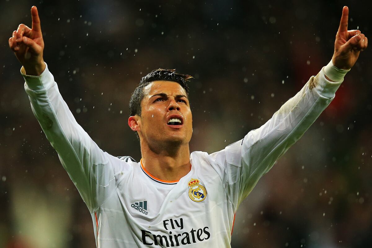 Cristiano Ronaldo's Latest Nike Football Boots, Now with ...