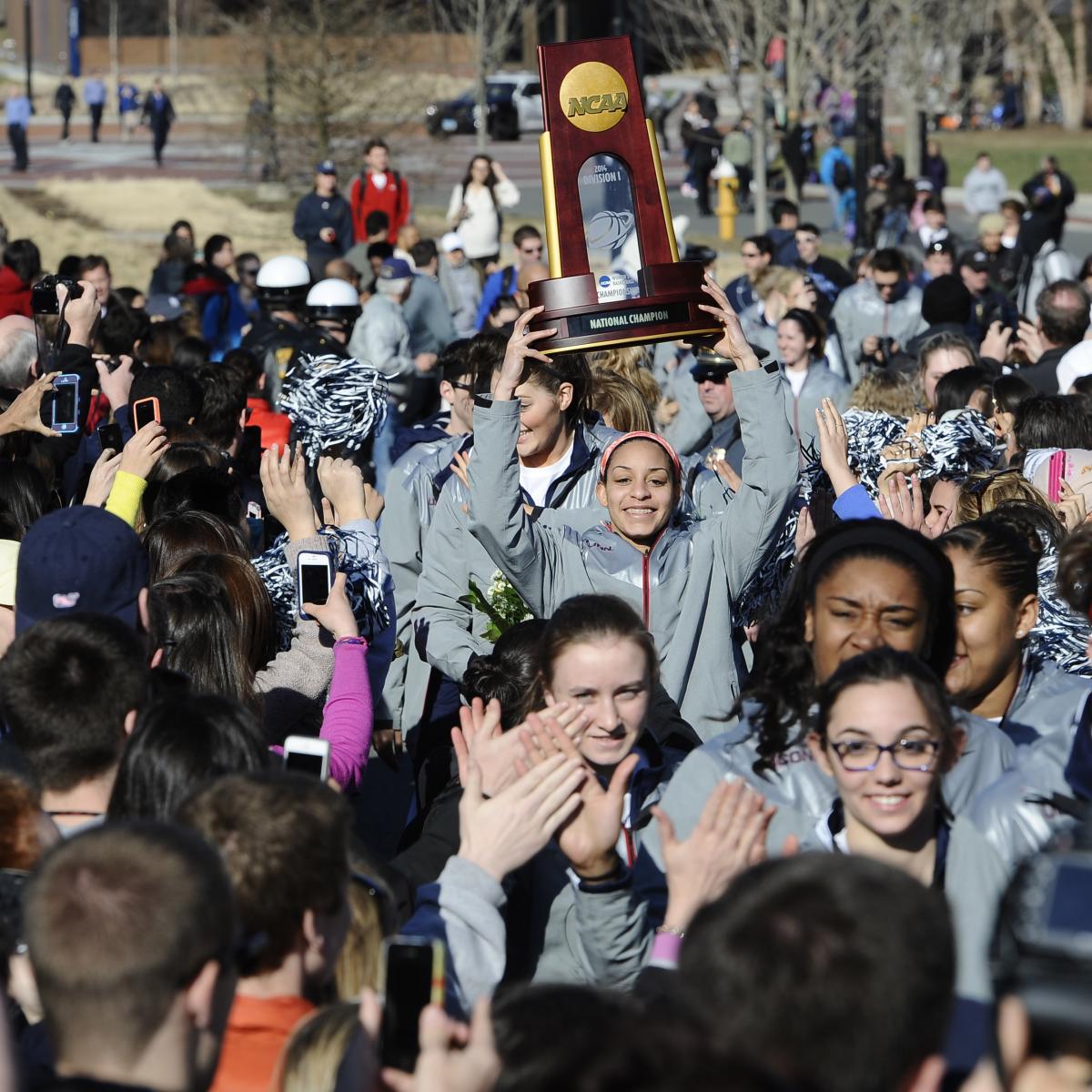 UConn Parade 2014 Twitter Reaction, Photos, Videos and More News