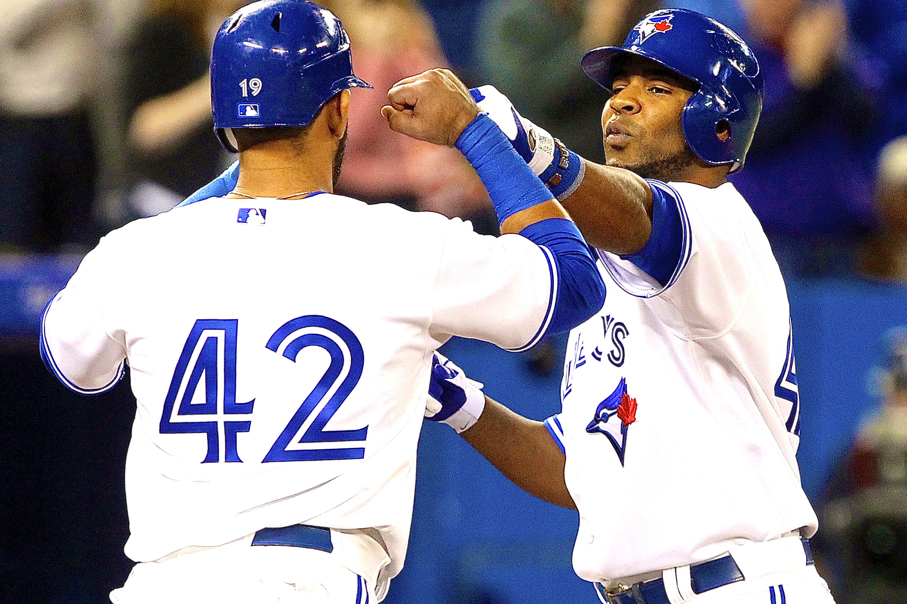 Jose Bautista was so close to making this catch, if that pesky sun hadn't  gotten in his way