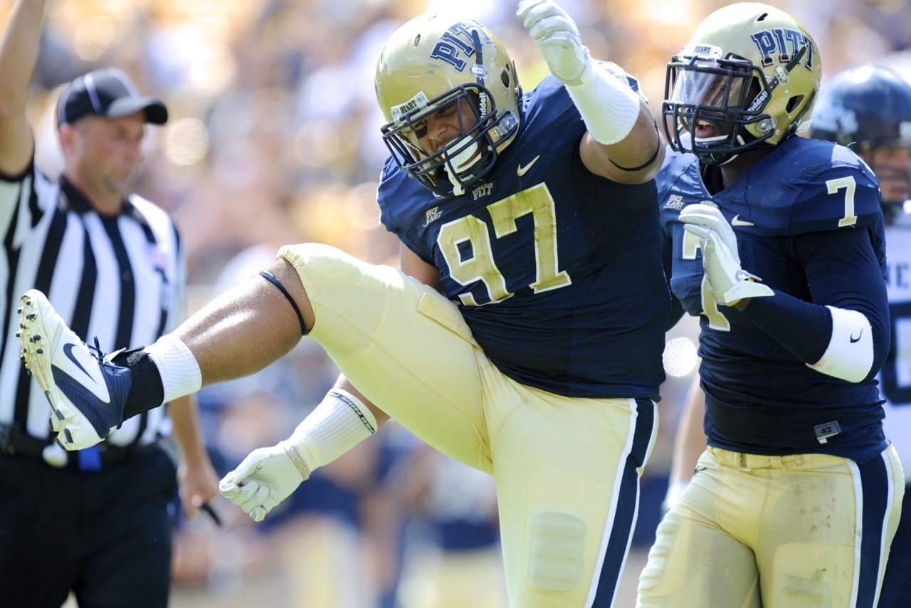 Aaron Donald Makes Super Bowl-Winning Play, Points to Ring Finger