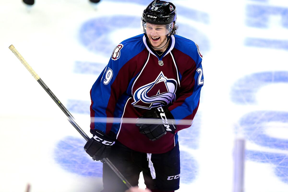 Nathan MacKinnon Dominating Like Few Ever Have as an 18-Year-Old | Bleacher Report | Latest News ...