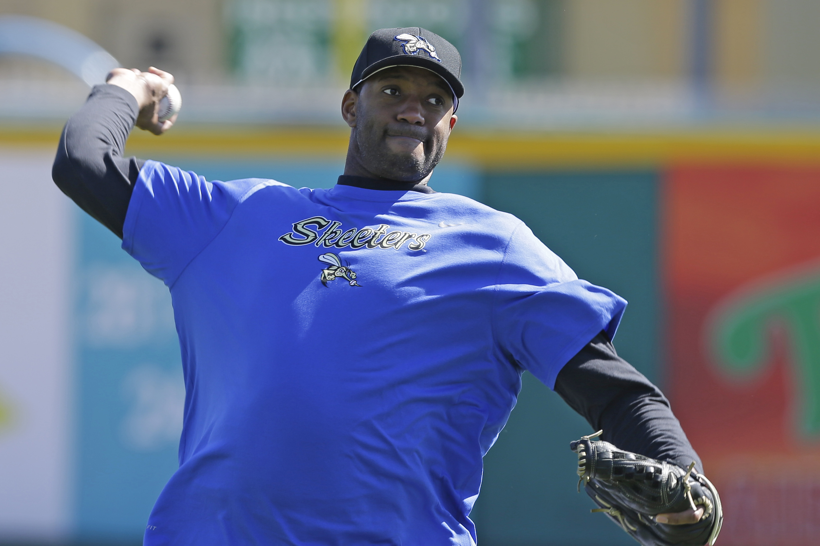 Ex-NBA star Tracy McGrady to pitch for Sugar Land Skeeters