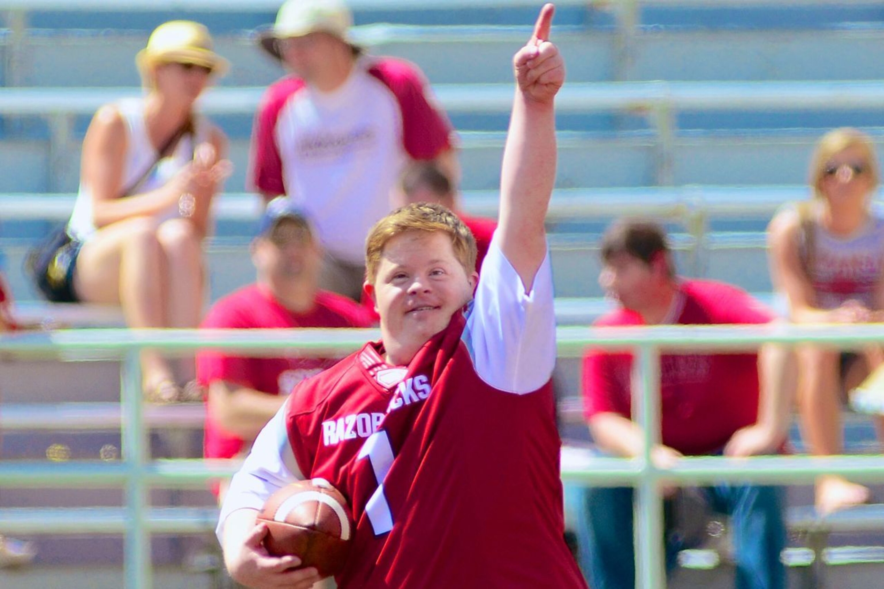 How Arkansas Fan Canaan Sandy Became A Spring Game Sensation