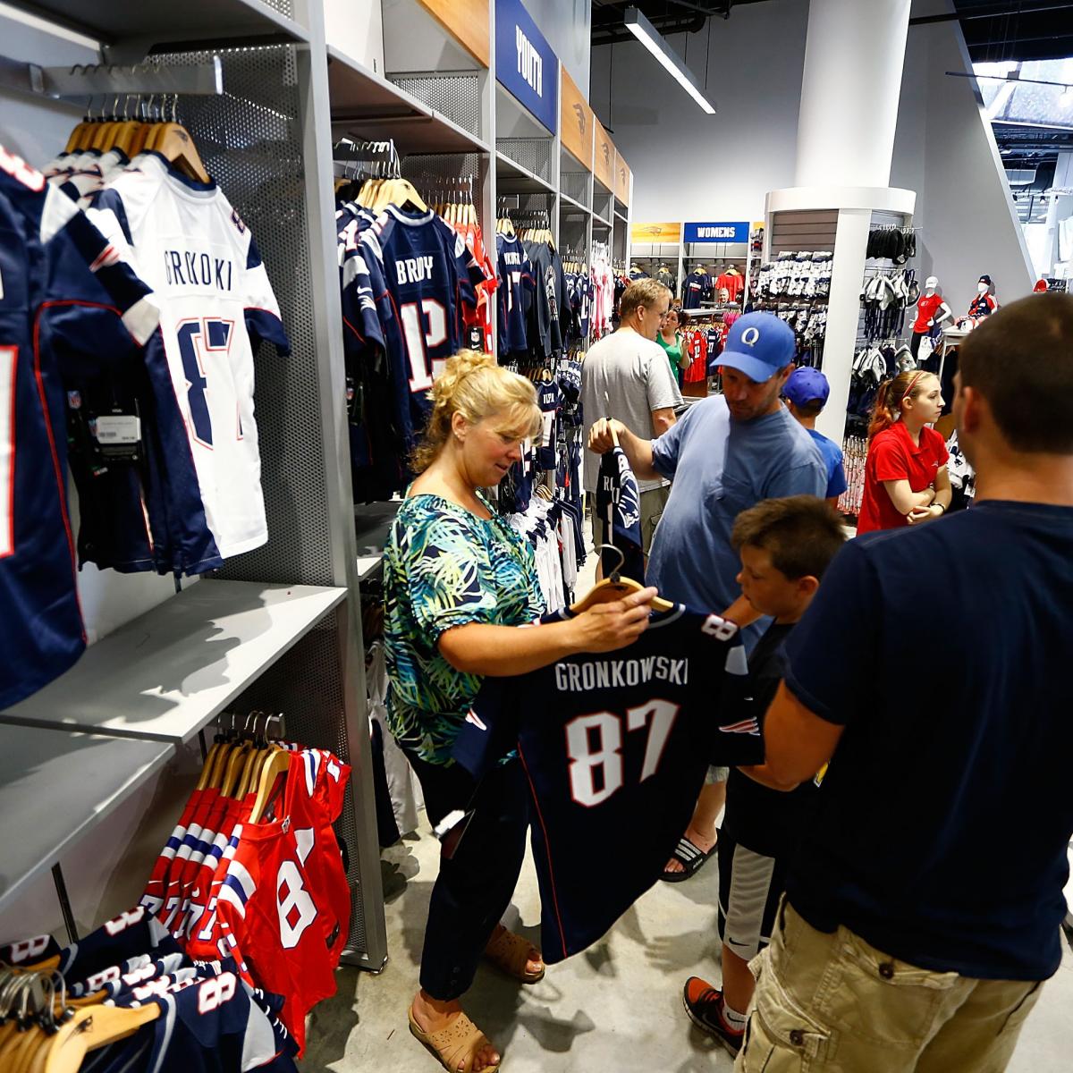New England Patriots Offer 'Guarantee' for Fans Purchasing New Jerseys, News, Scores, Highlights, Stats, and Rumors