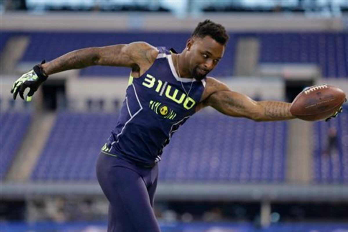 Seydou Traore Drafted by Miami Dolphins on Day 3 of 2026 NFL Draft – Watch the Moment on DAZN