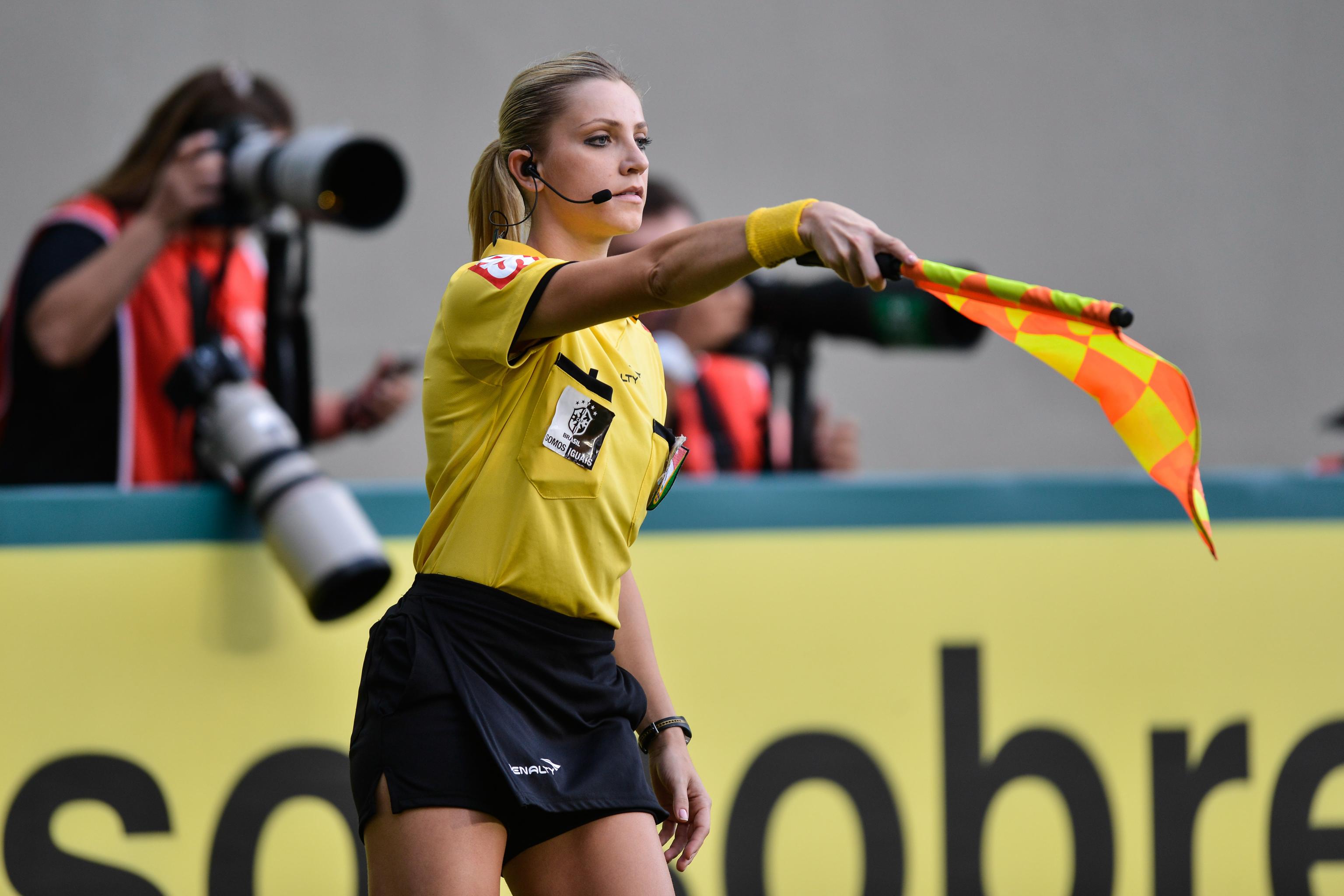 Fernanda Colombo Uliana S Debut Sparks Atletico Mineiro Vs Cruzeiro Controversy Bleacher Report Latest News Videos And Highlights